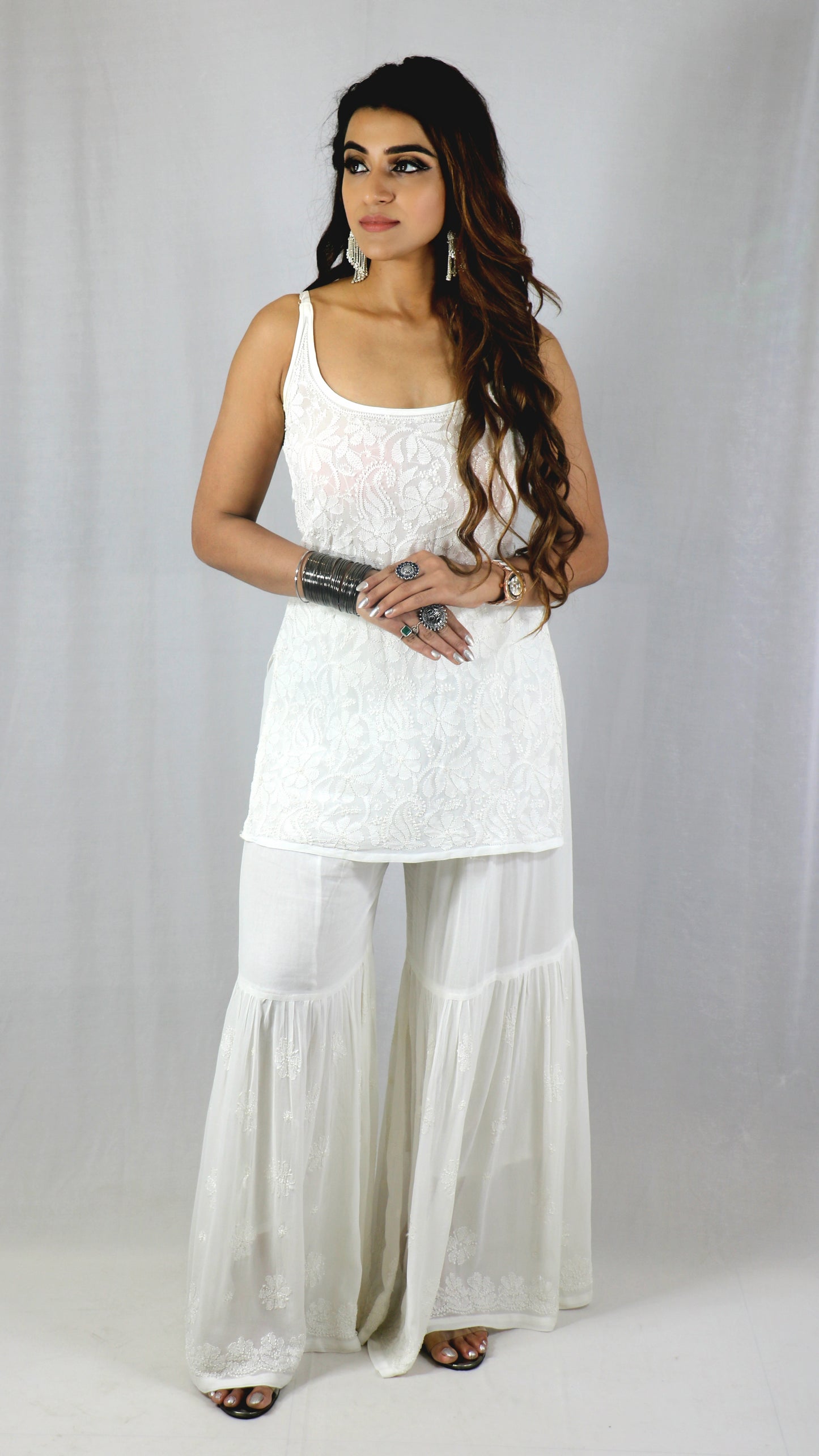 White Short Sleeveless Viscose Chikankari Kurti